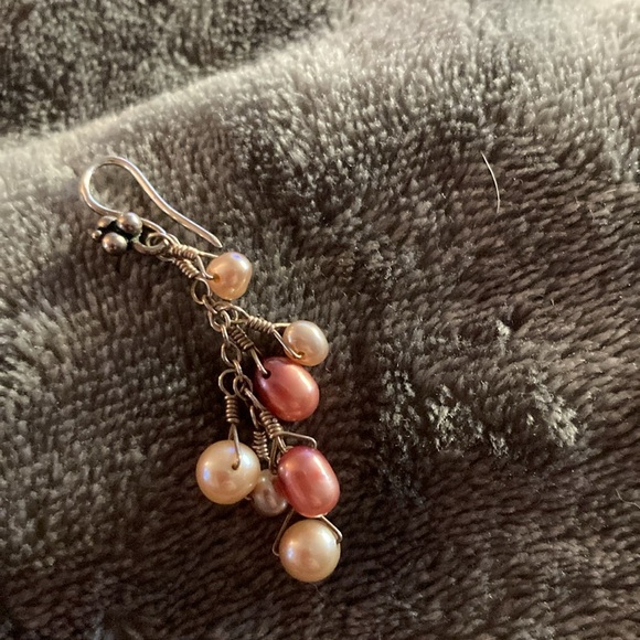 Laura Gibson Earrings - Picture 3 of 3